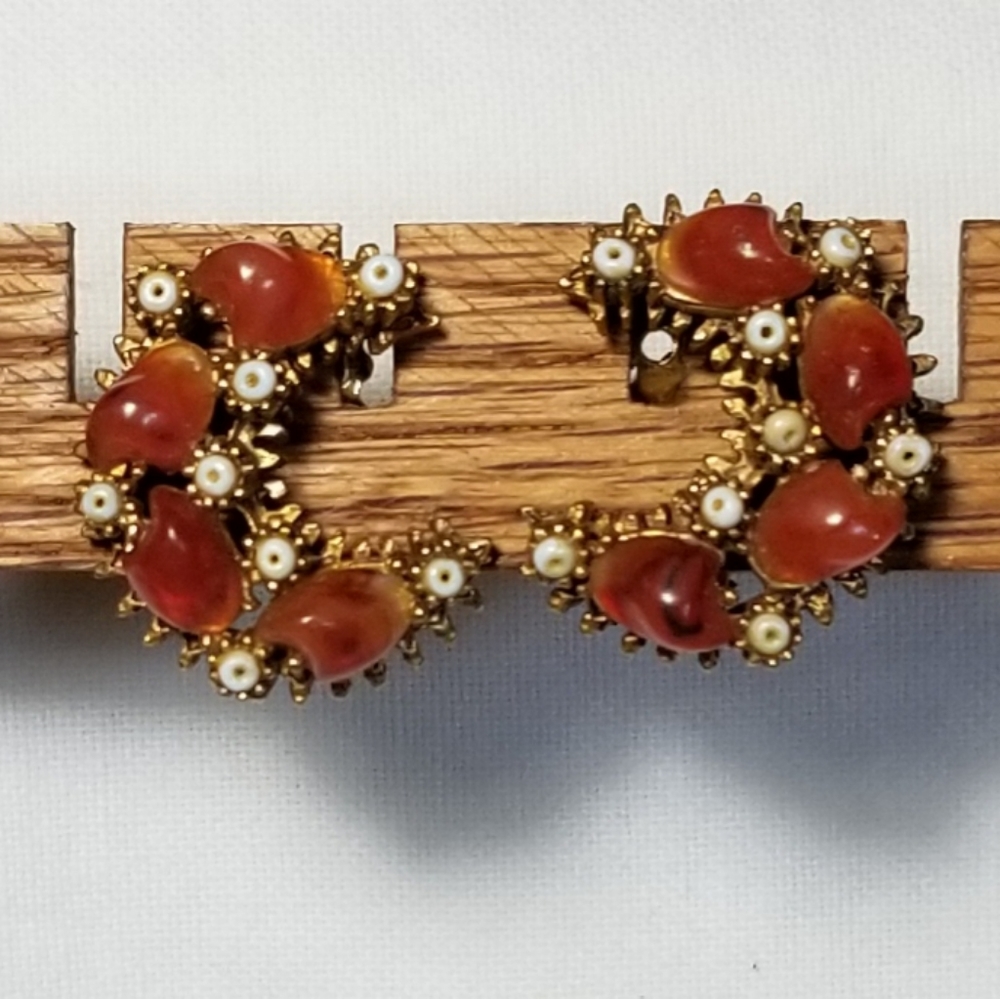 ☆ Clip-on Earrings